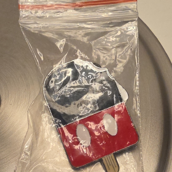 Disney Pin - Mickey Mouse Popsicle Collector Disney Trading Pin - Picture 3 of 4